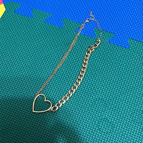 NWT Gold Necklace with heart pendant attached together - Picture 3 of 5